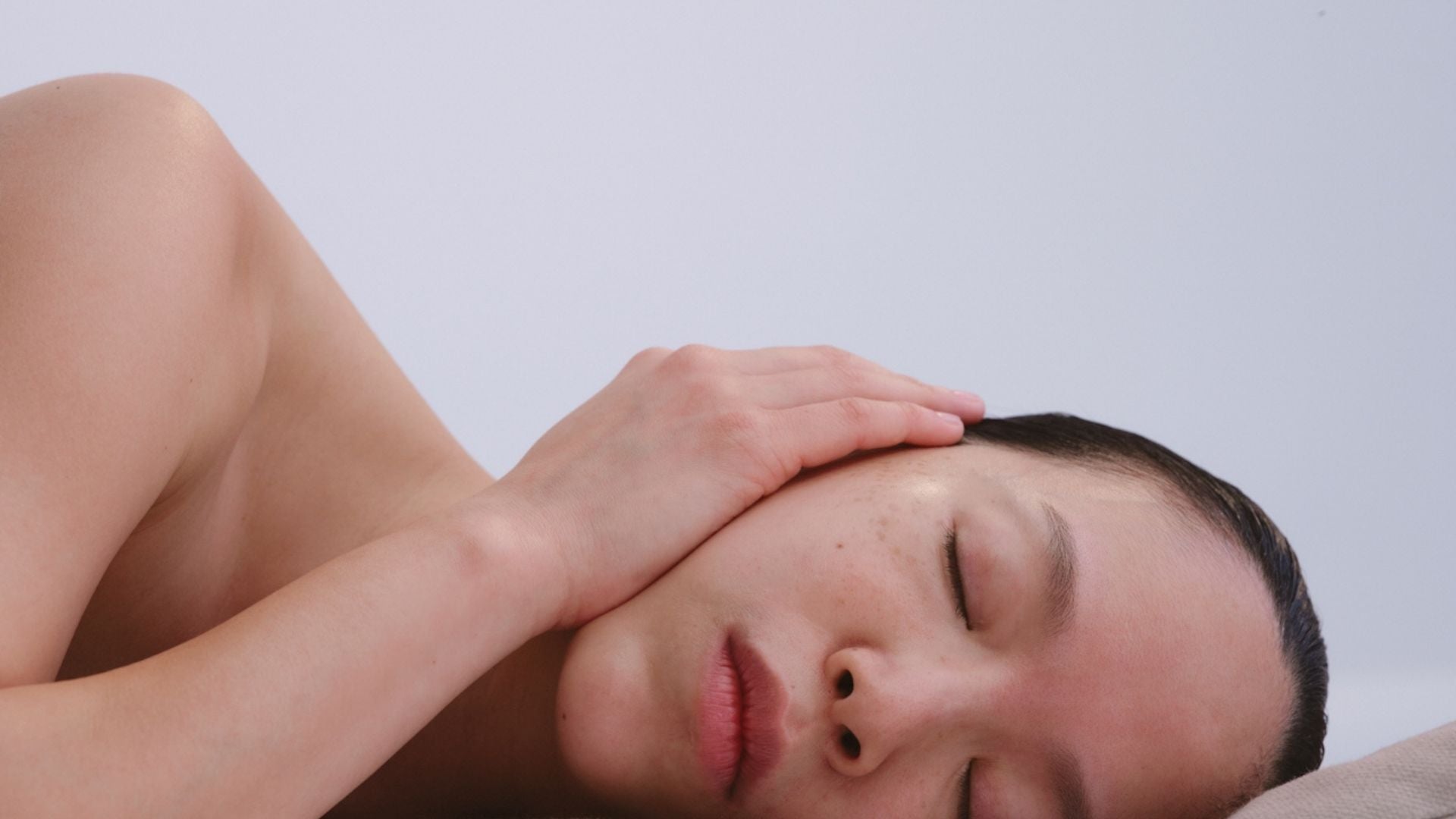 Best Diet For Mild Eczema: Foods To Eat (And Avoid) To Support Skin Flare Ups