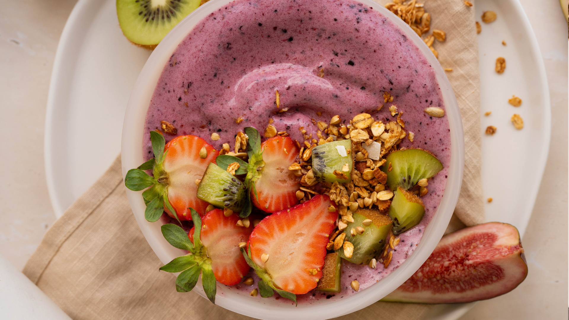 High Polyphenol Berry Smoothie Bowl