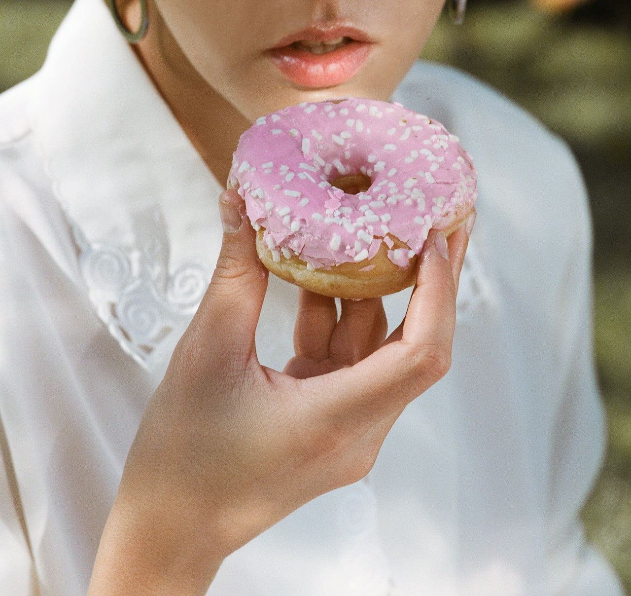 Sugar cravings : what your body is trying to tell you
